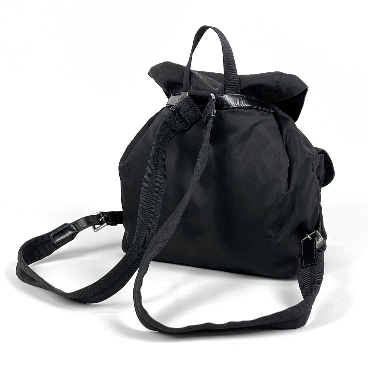 プラダ PRADA ロゴプレート リュックサック バッグパック リュック ナイロン ネロ ブラック B2811 レディース