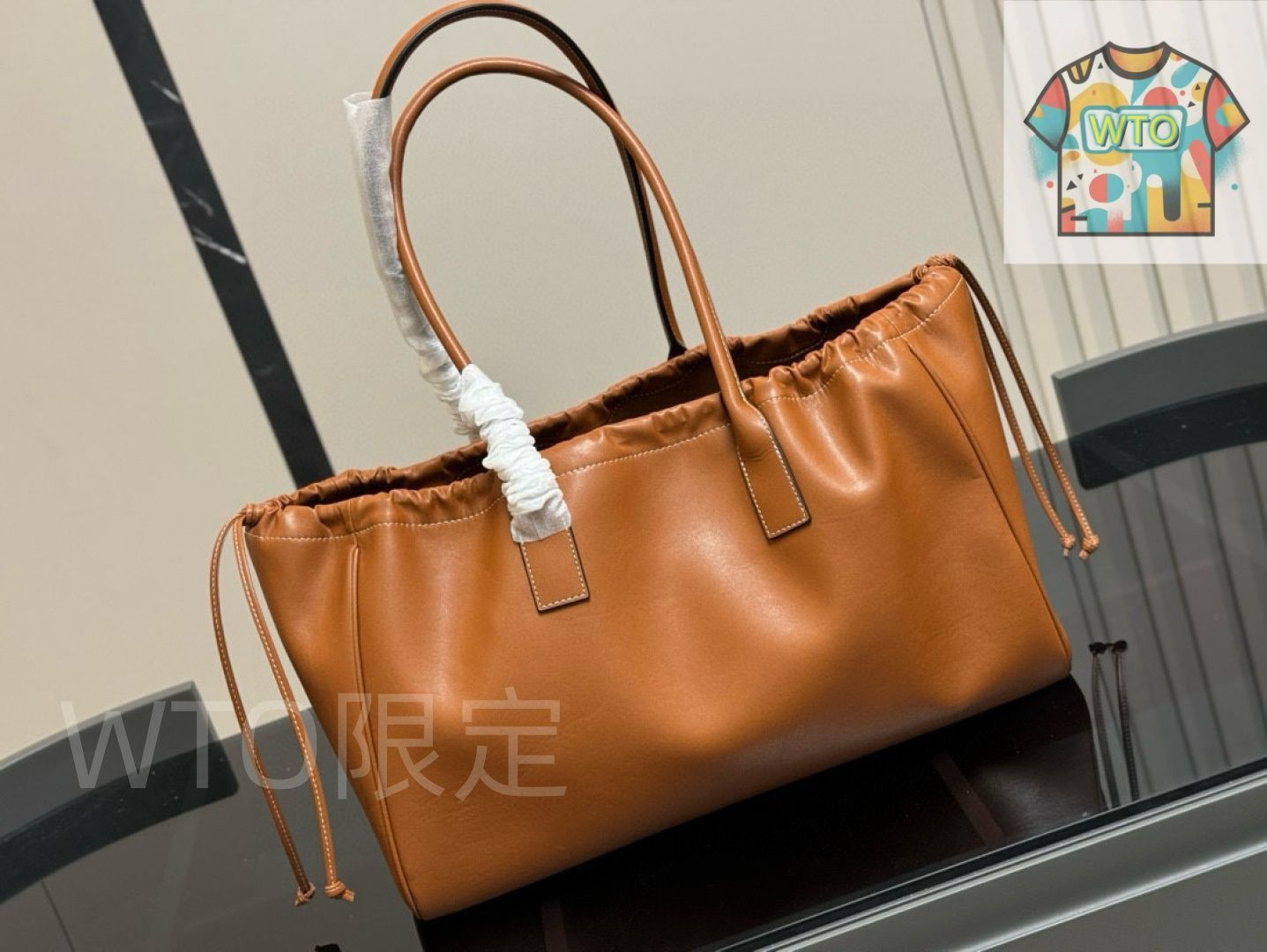 Celine] トートバッグ トリオンフデザイン - 新作レトロスタイル