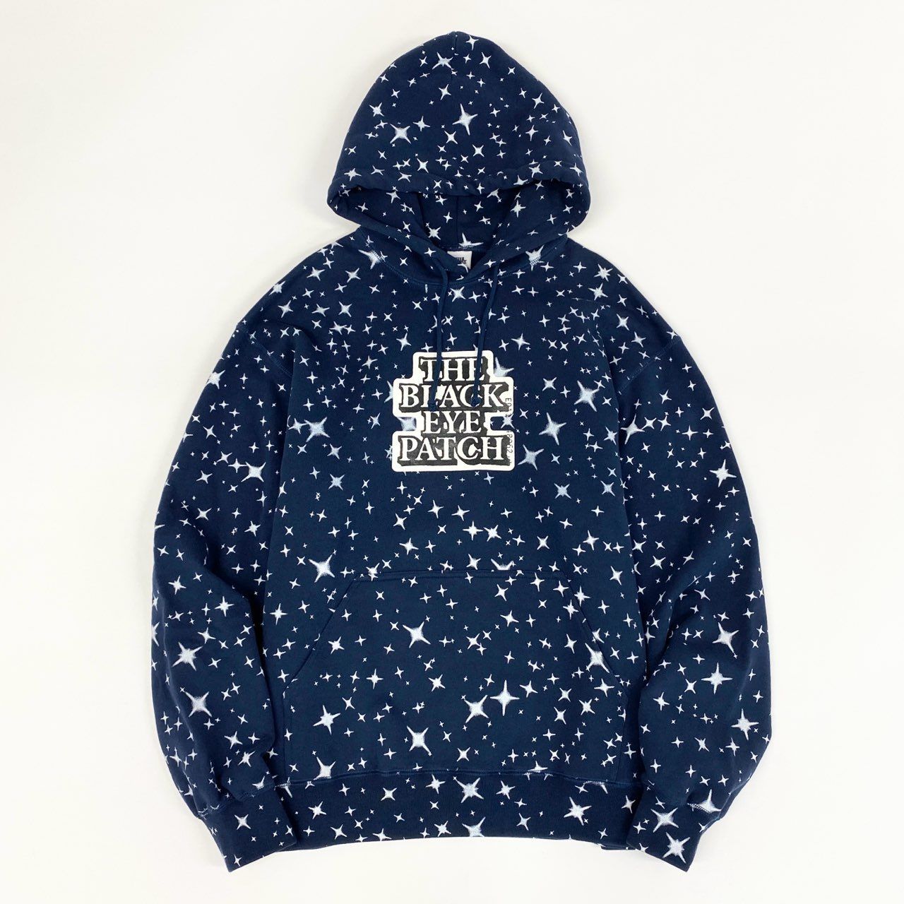 ブラックアイパッチ パーカー サイズL 未使用 早い者勝ちです 激レア』ブラックアイパッチ パーカー センター刺繍ロゴ 取扱
