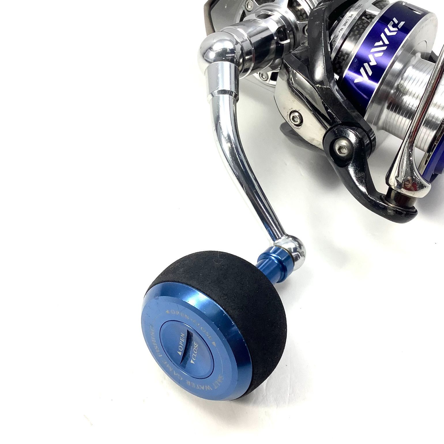 ダイワ 23ソルティガ 5000-XH ダイワ 23ソルティガ 5000-H DAIWA