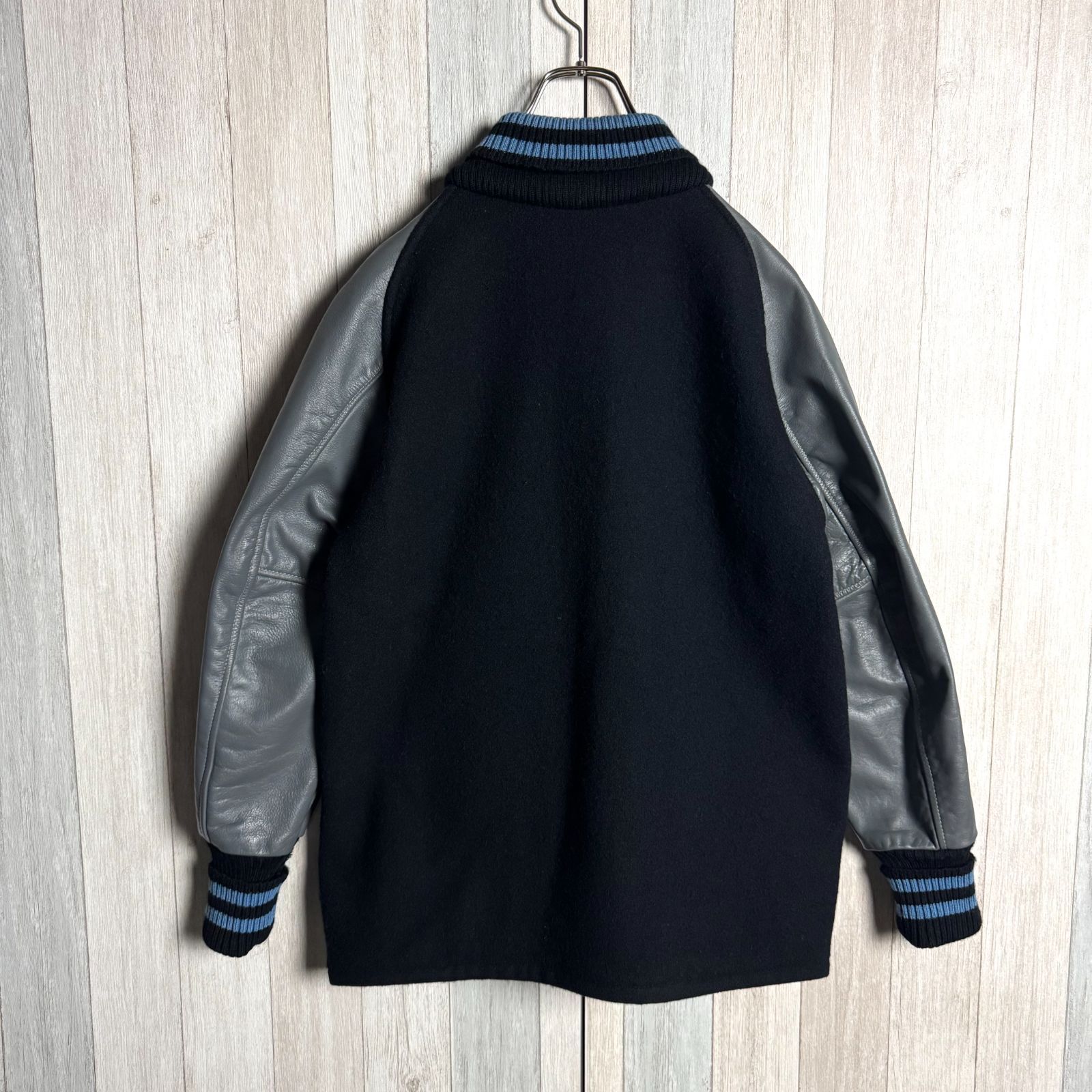 根付師　阿部賢次　極上　琥珀鼈甲象嵌根付　共箱　トコサ　東ゆ7-0914⭐︎1F 根付師 阿部賢次 極上 琥珀鼈甲象嵌根付 共箱 トコサ 東ゆ7-0914