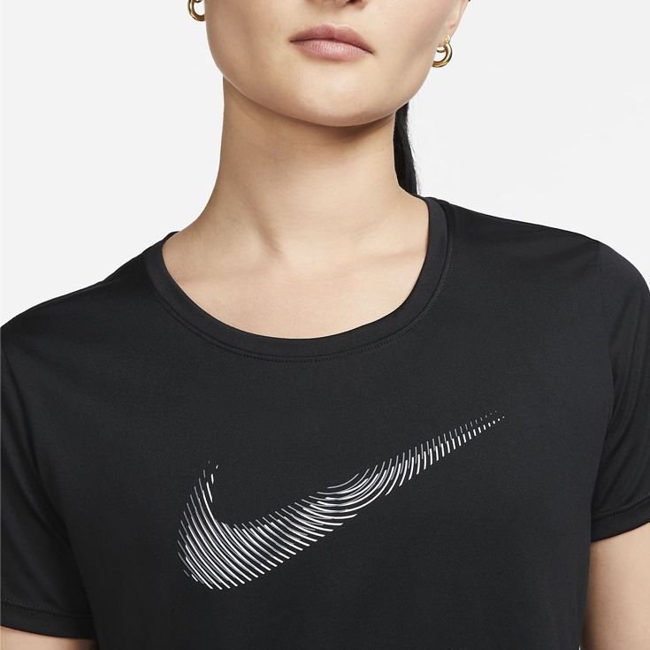 ナイキ nike Dri-FIT スウッシュ ランニングTシャツ 半袖 ウィメンズ レディース 女性【fb4697-010】陸上・ランニング用品 S (010)ブラック/クールグレー