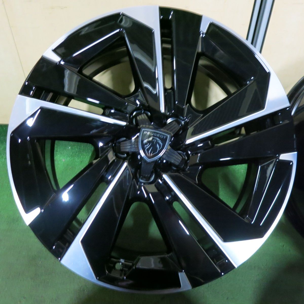 19インチ 19×7J