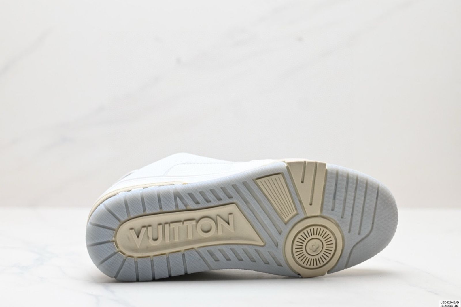 ロー カジュアル