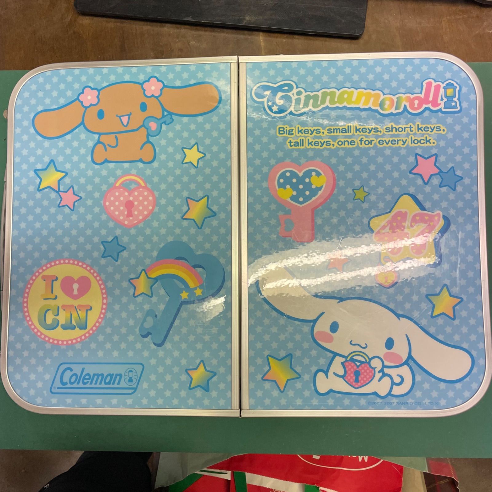 コールマン 折りたたみミニテーブル シナモンロール - メルカリ