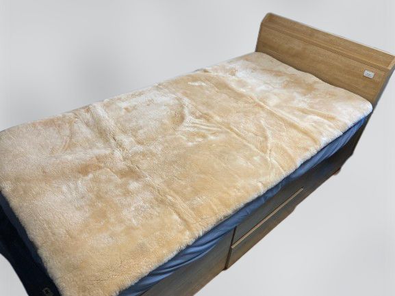 スーパームートン敷パッドS (遠赤外線加工)ピンク色 ピンク 敷きパッド