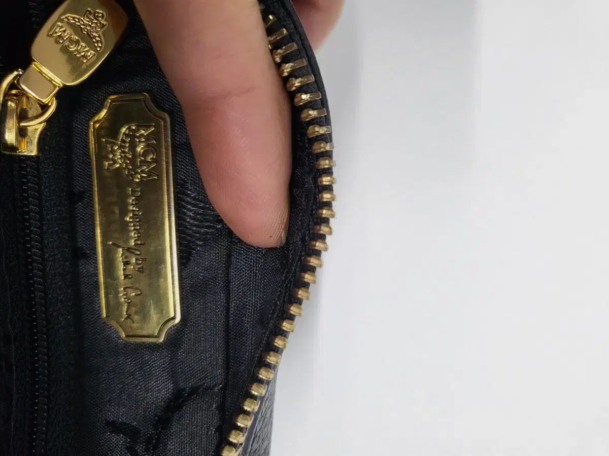 クラシックミニクロスボディバッグ