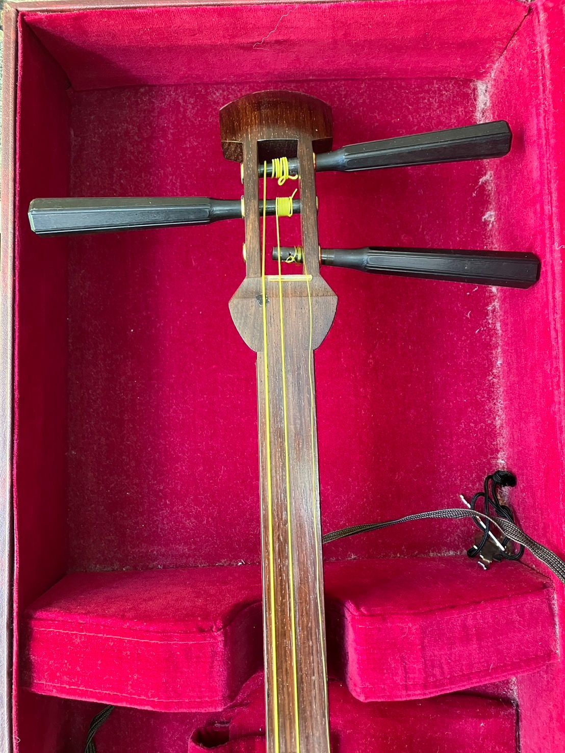 ハードケース付き見てください！昭和　三味線　和楽器　弦楽器 見てください！昭和 三味線 和楽器 弦楽器