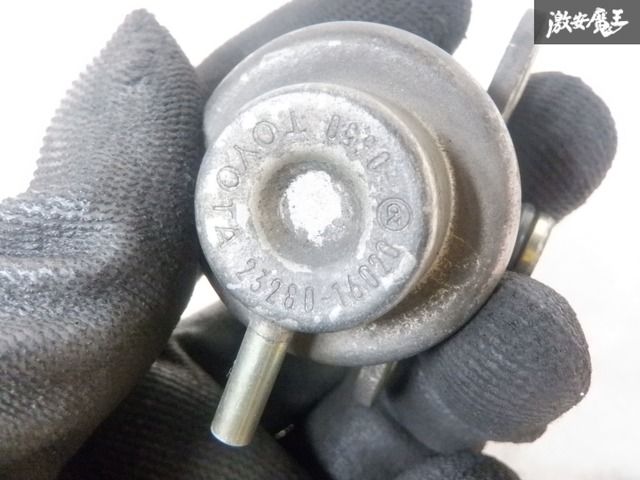 E86 フューエルレギュレーター 23280-16020 レビン トレノ 4AG E86 フューエルレギュレーター 23280-16020 レビン トレノ 4AG