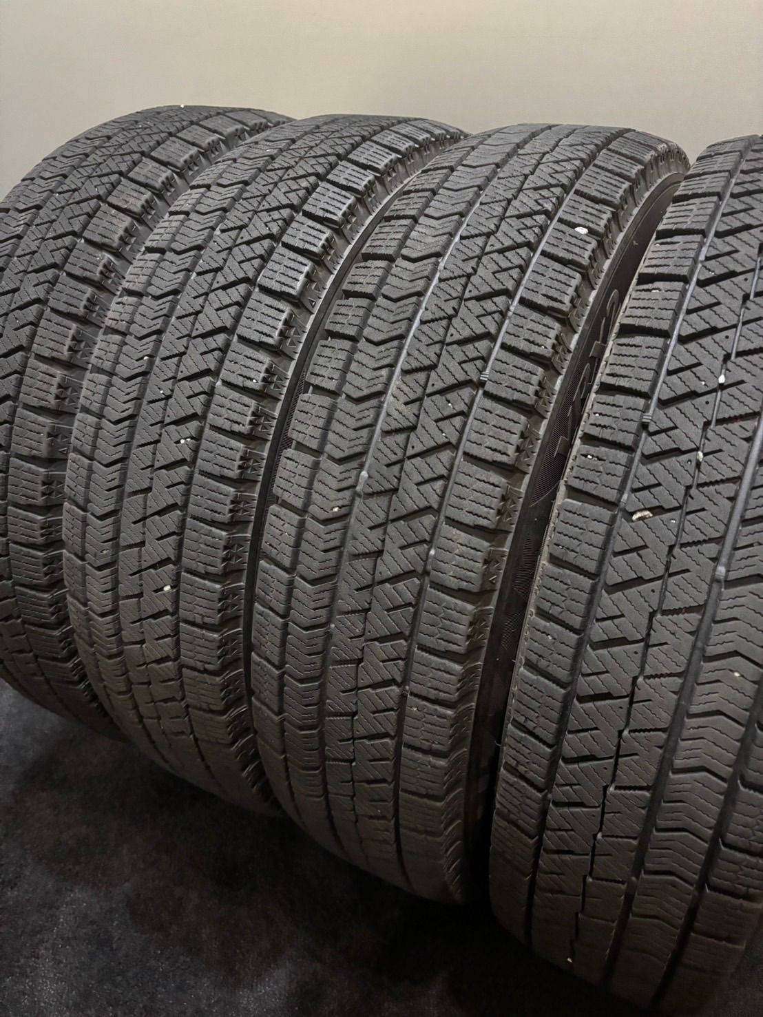 155 80R13 BRIDGESTONE VRX2 21年製 スタッドレス 4本 ブリヂストン ブリザック パッソ ブーン 4-J513