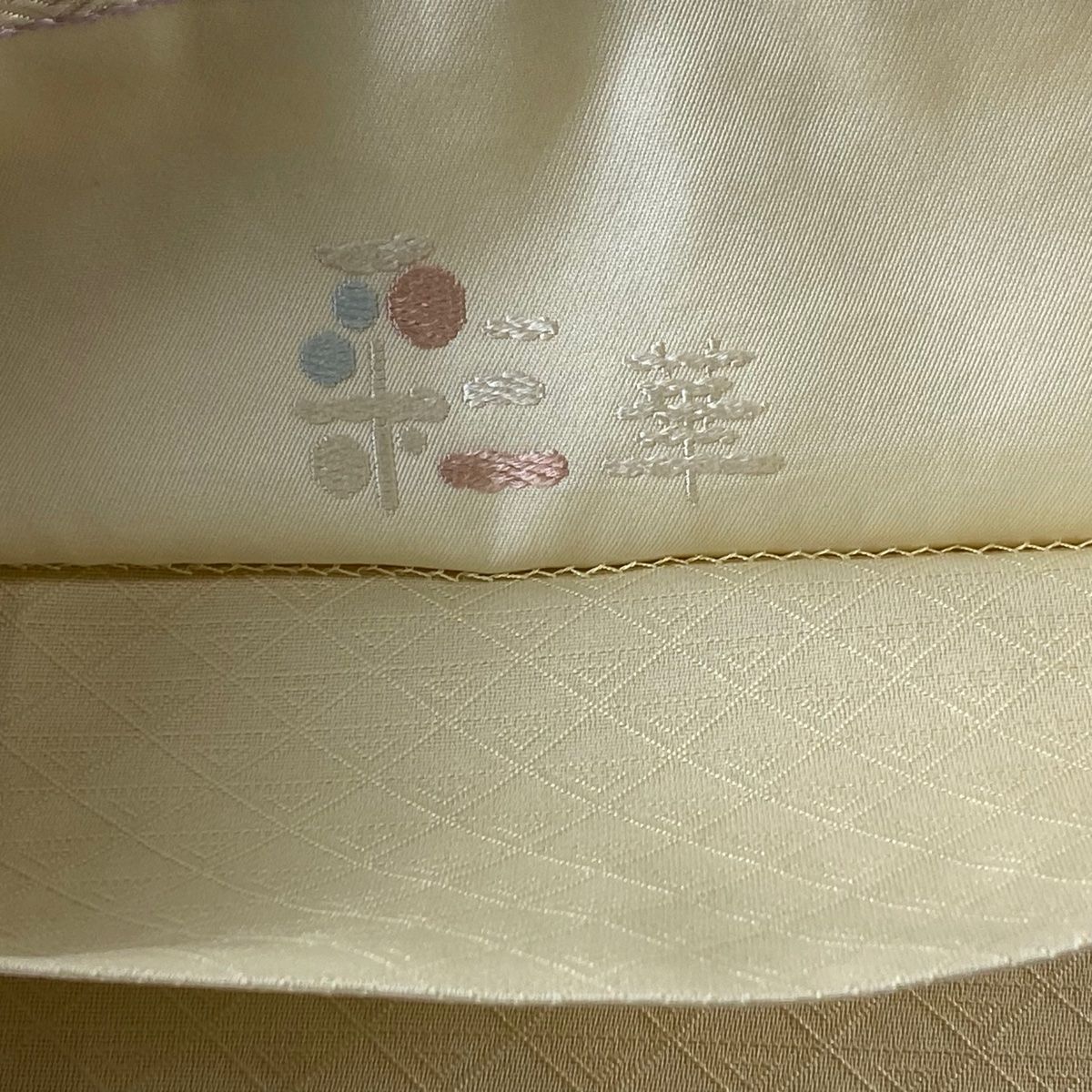 金糸 刺繍