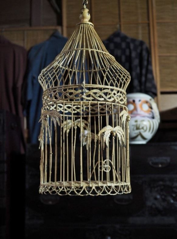 鉄製シャビーな鳥かご 古録展 品番K2304 MARWIL-DEMENAGEMENTS_CH