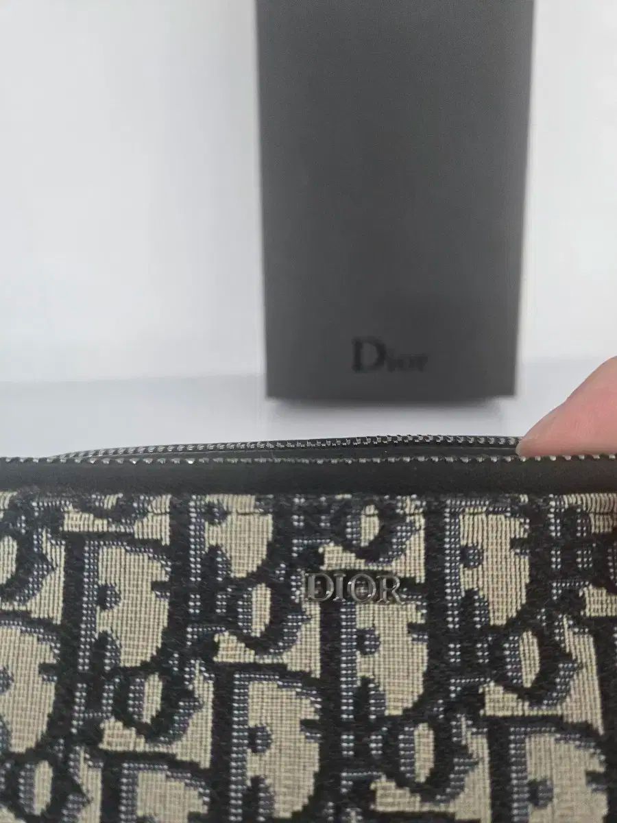 メッセンジャーバッグ