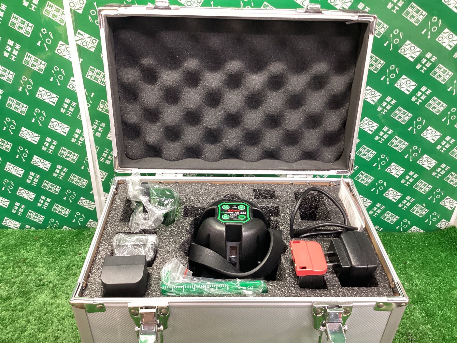高輝度グリーンレーザー墨出し器 屋内