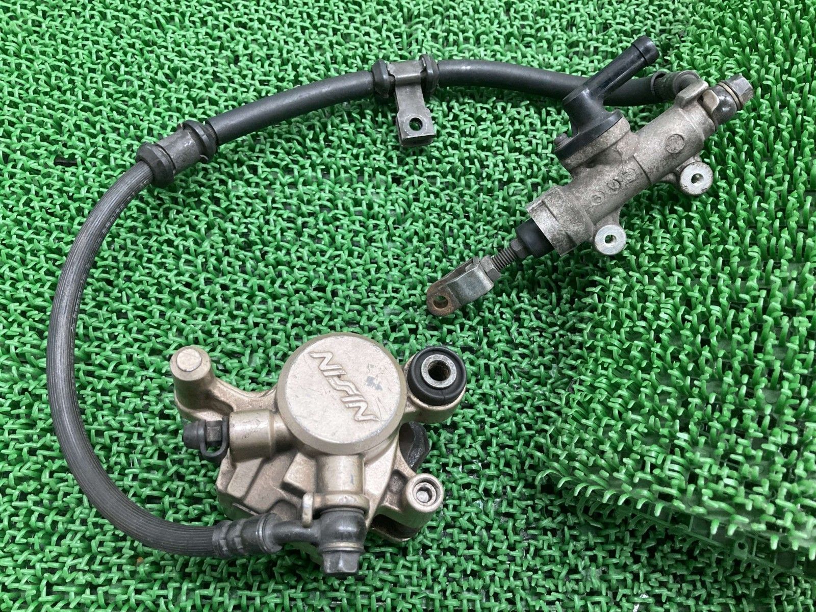 VT250スパーダ リアブレーキキャリパー ホンダ 純正 MC20 SPADA リアブレーキマスター 割れ欠け無し 品 品薄 Wh