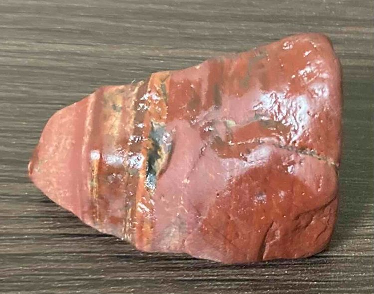 ジャスパー 925g 碧玉 原石 鑑賞石 自然石 誕生石 鉱物 鉱石 水石 赤石