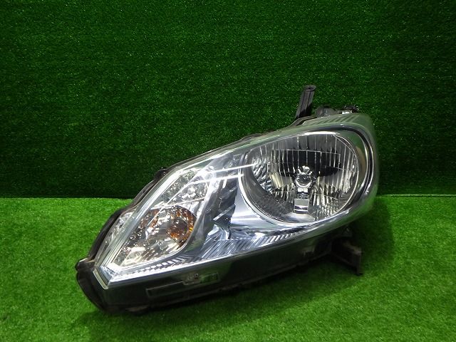 フリード ハイブリッド 左右セット ヘッドライト HID 100-62054 ホンダ フリード GB3 GB4 後期 純正 左右セット ヘッドライト HID 100