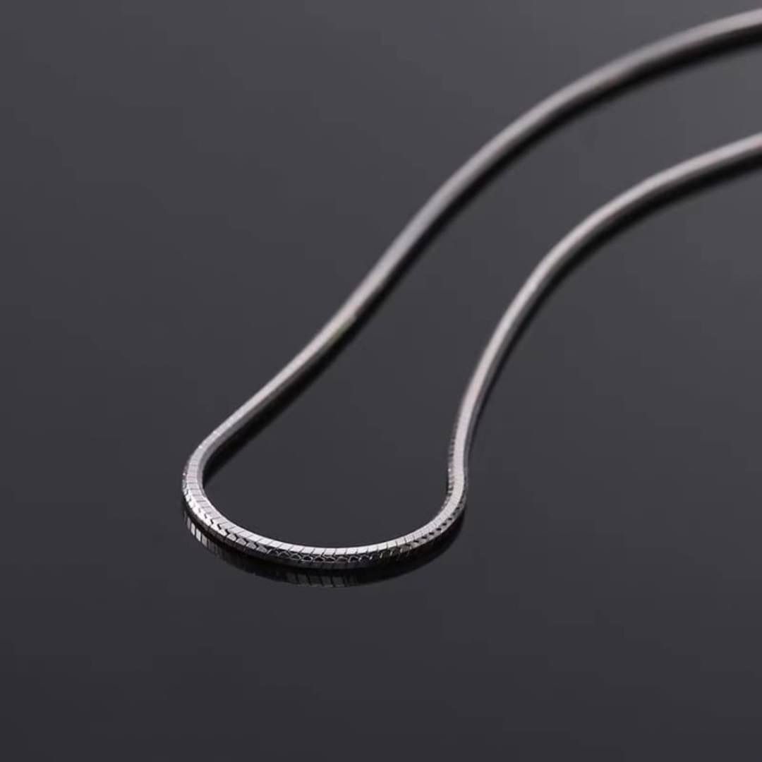 新品】スネークチェーン ネックレス チョーカー 銀 重ね付け 40cm メルカリShops