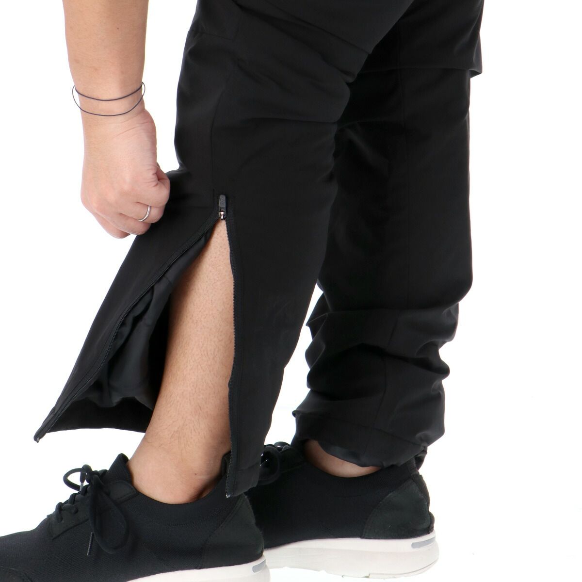 ヒュンメル ウインドブレーカー