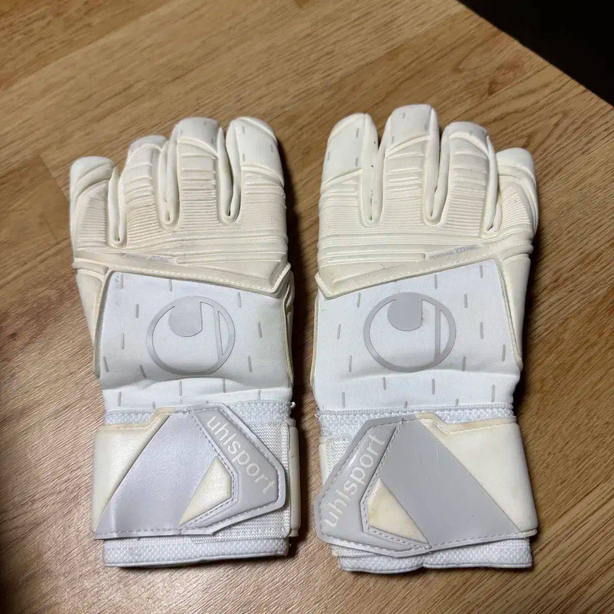すべてのスポーツ キーパーグローブ 10 サブパラグラフ