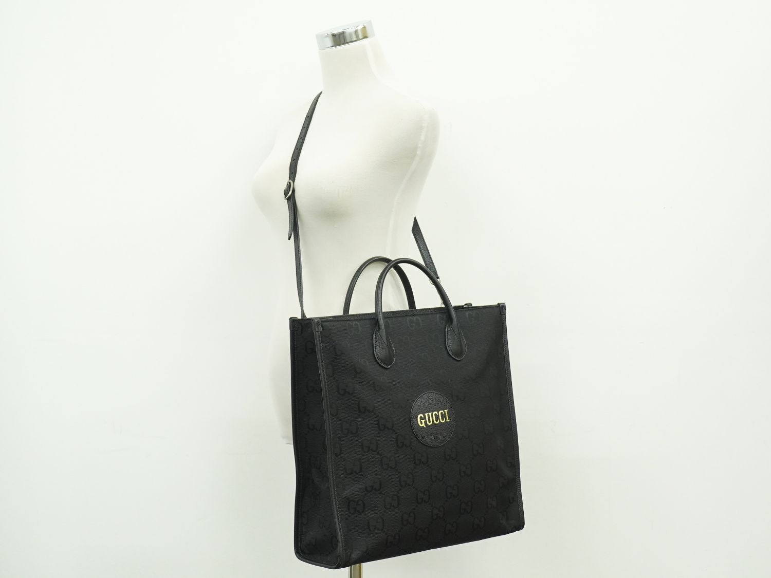 本物 グッチ GUCCI オフザグリッド GGナイロン 2WAY ショルダーバッグ
