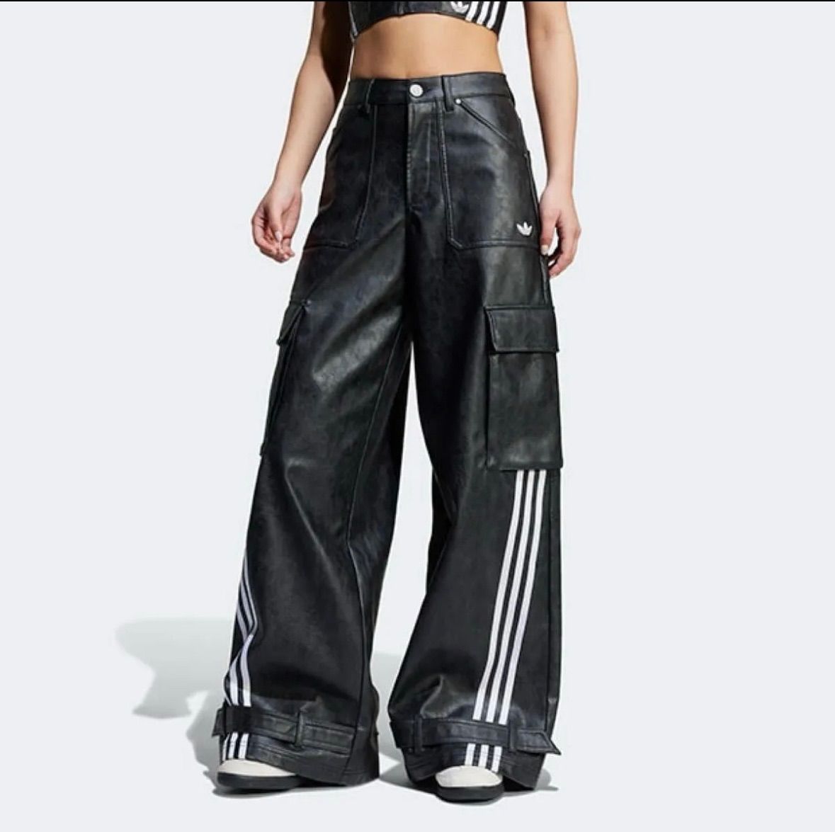 【完売品】Adidas adilenium ビンテージ レザーパンツ 25サイズ 完売品】Adidas adilenium ビンテージ レザーパンツ 25サイズ