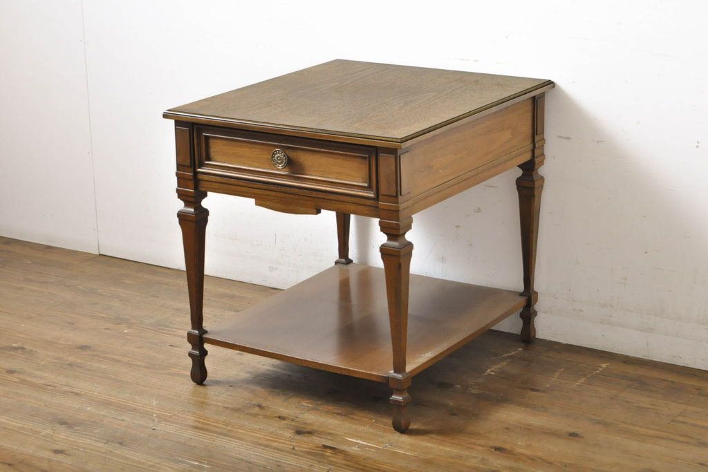 ドレクセル フランチェスカ　チェスト　花台　ナイトテーブル　サイドテーブル ドレクセル フランチェスカ チェスト サイドテーブル ナイトテーブル