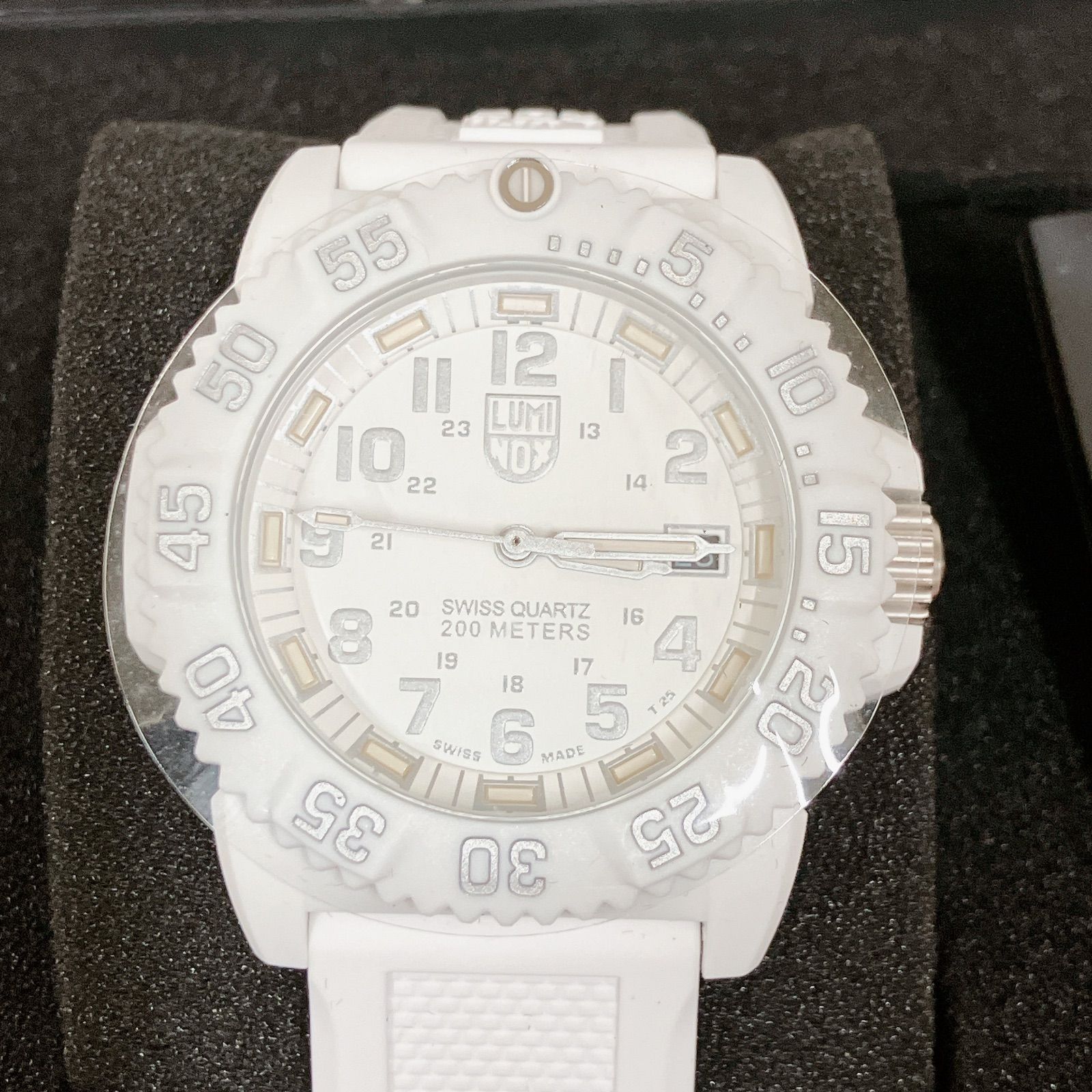 稼働】Luminox SERIES7050 オールホワイト 腕時計 稼働】Luminox