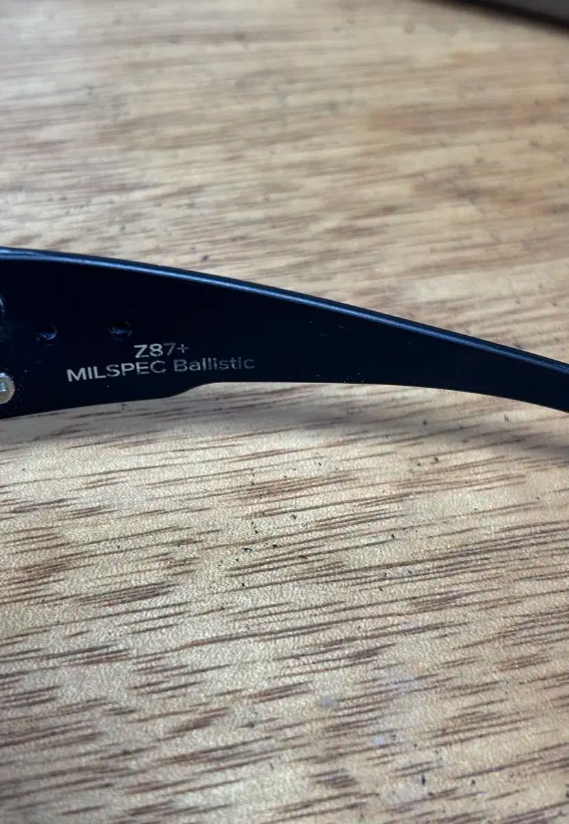 フォトクロミックレンズ