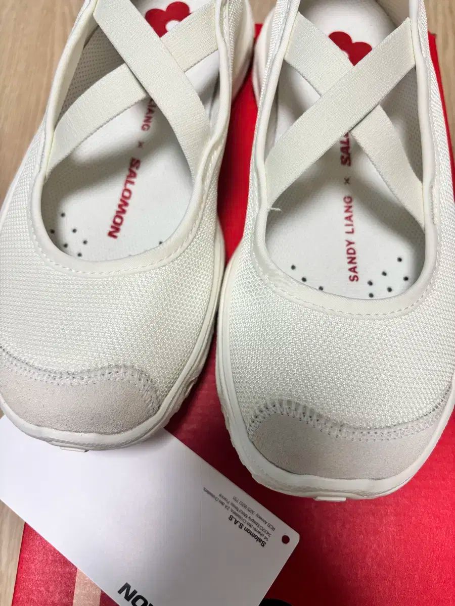 SALOMON(サロモン) MARY JANE(メリージェーン) スニーカー Sandy