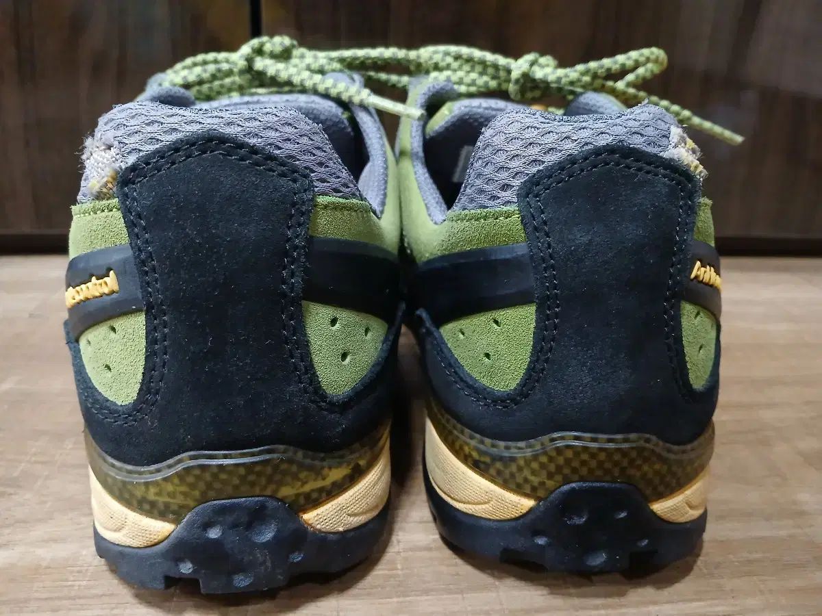 K2 登山靴