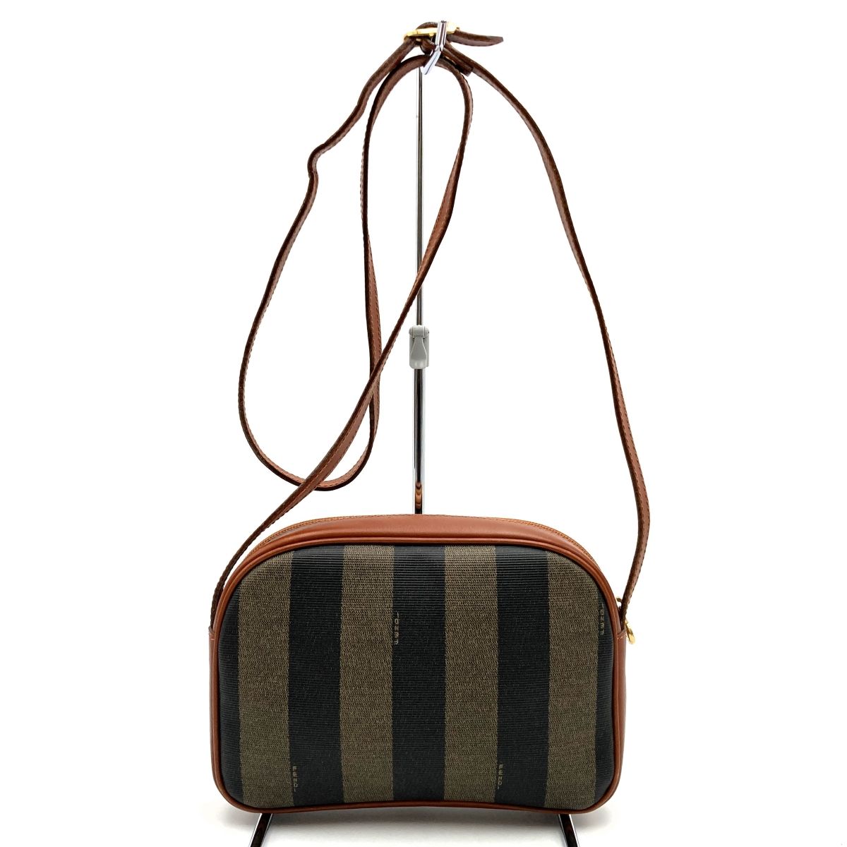 中美品 FENDI フェンディ ショルダーバッグ 斜めがけ バッグ ペカン柄 