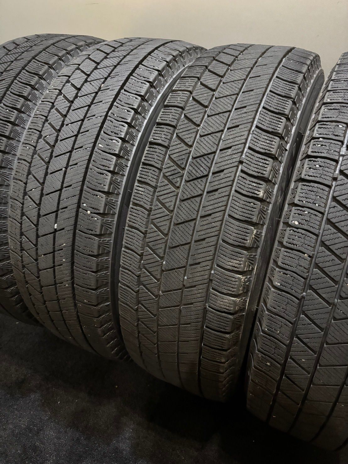 185|65R15 BRIDGESTONE|VRX3 21年製 スタッドレス 4本 ブリヂストン ブリザック シエンタ フリード 3-J368