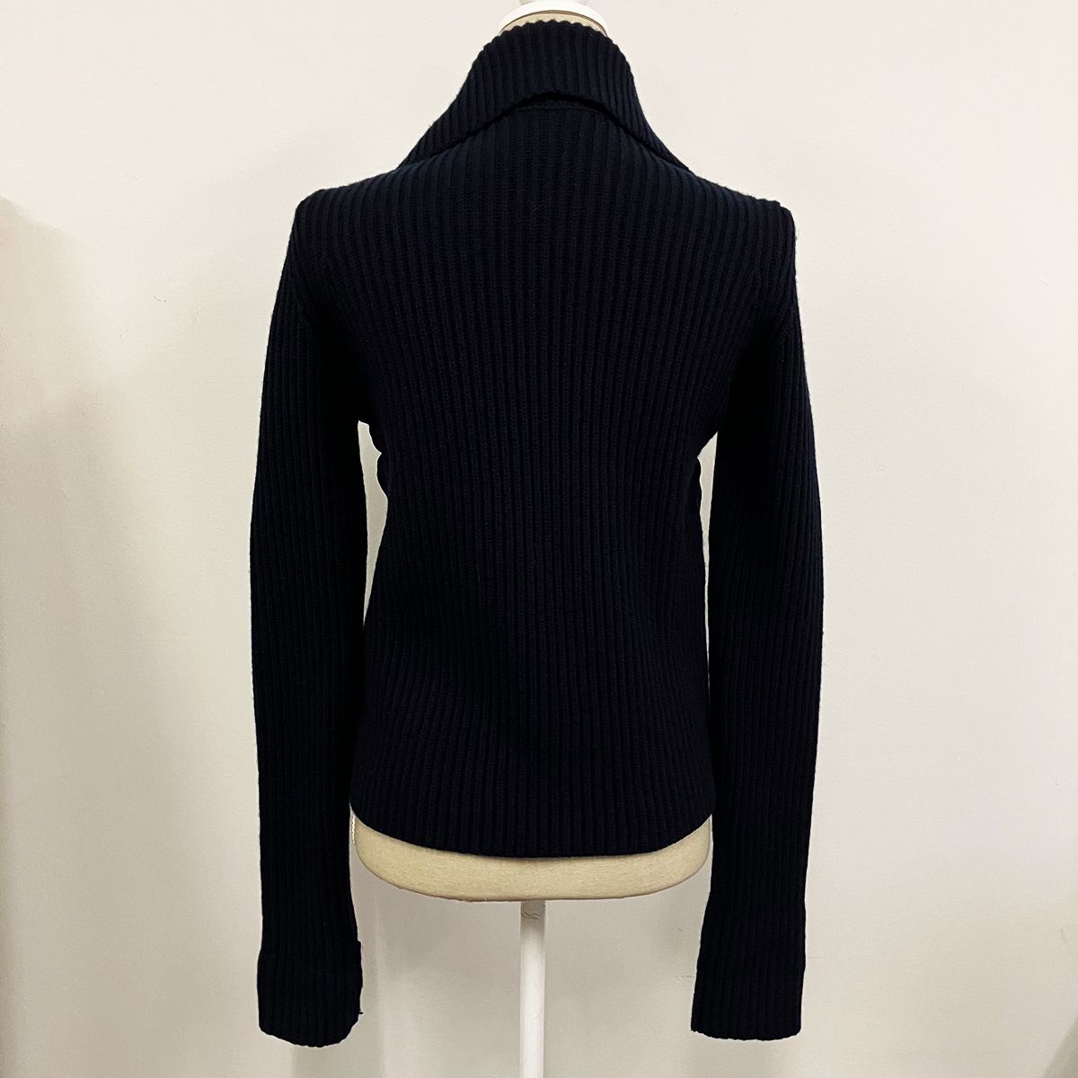 MONCLER モンクレール ダウン ニット カーディガン　カシミヤ マグリオン MONCLER モンクレール ダウン ニット カーディガンカシミヤ マグリオン