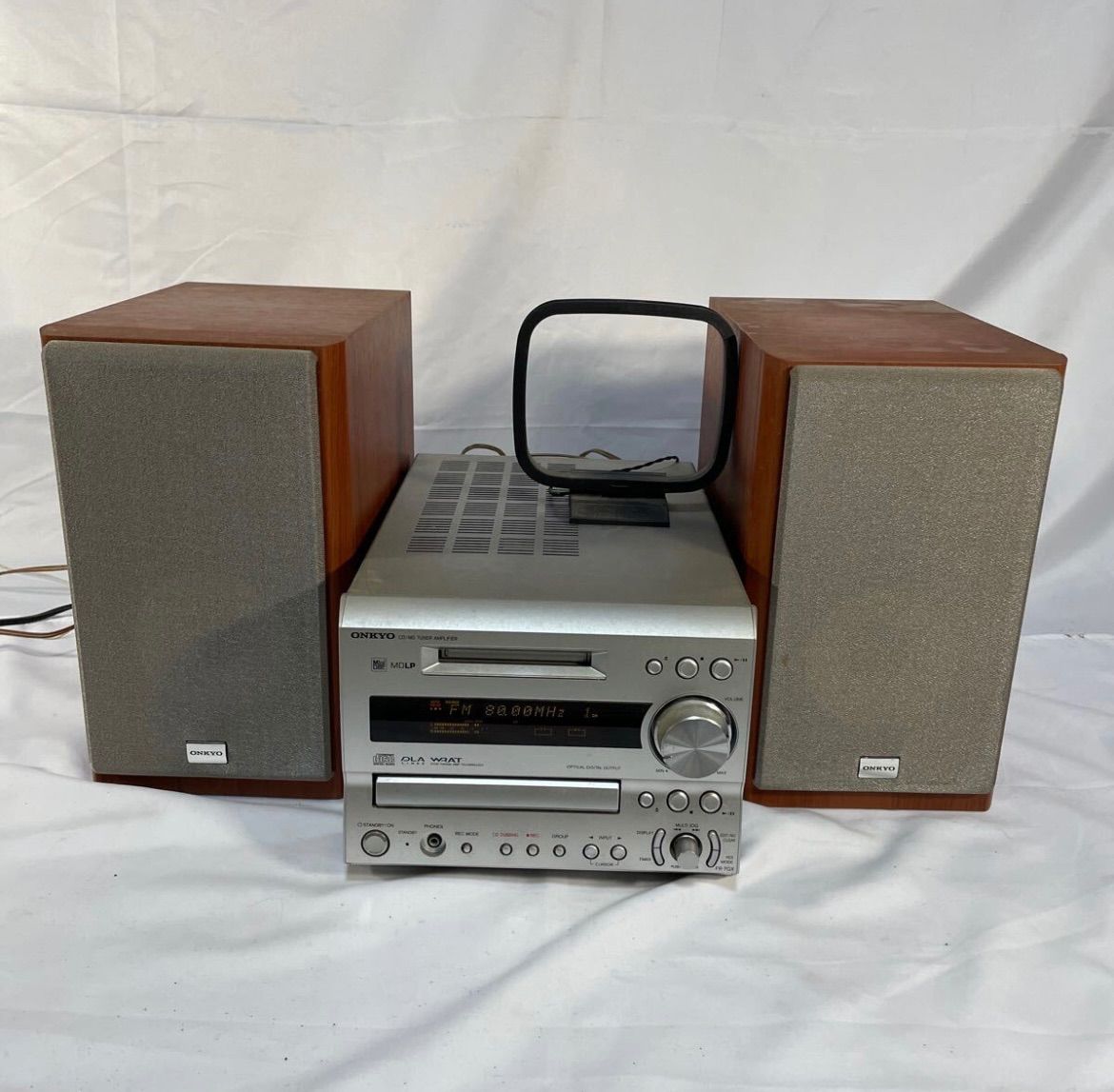 ONKYO オンキョー CD MD TUNER AMPLIFIER チューナーアンプ ONKYO オンキョー CD MD TUNER AMPLIFIER チューナーアンプ