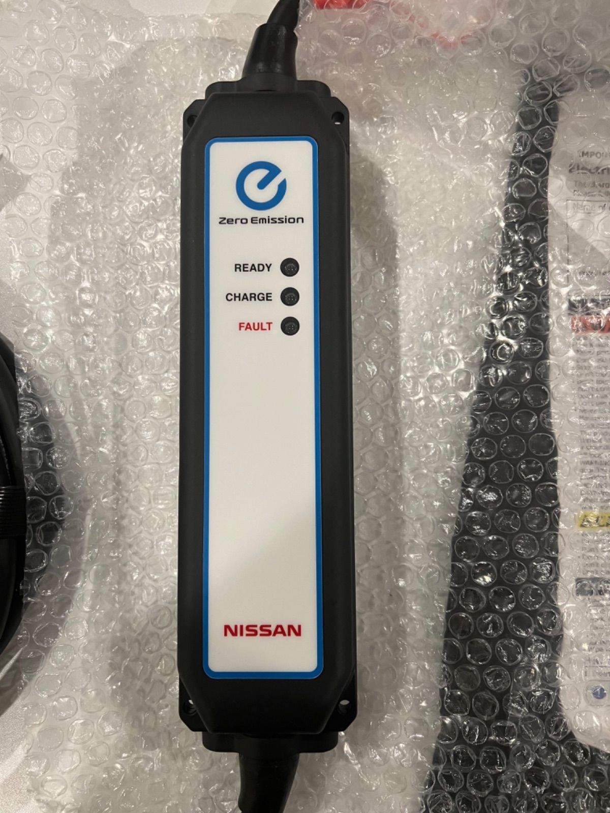 リーフ サクラ アリア 充電ケーブル 29690 3NK5E 7.5m 200V 新品日産