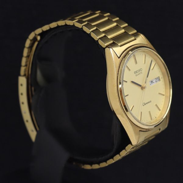 セイコー クロノス 8123-7080 QZ ゴールド文字盤 デイデイト メンズ