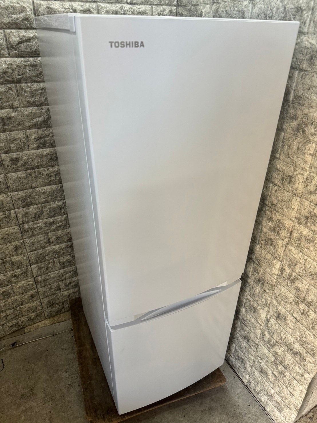 美品】大阪送料無料☆3か月保障付き☆冷蔵庫☆2022年☆東芝☆2ドア☆GR  