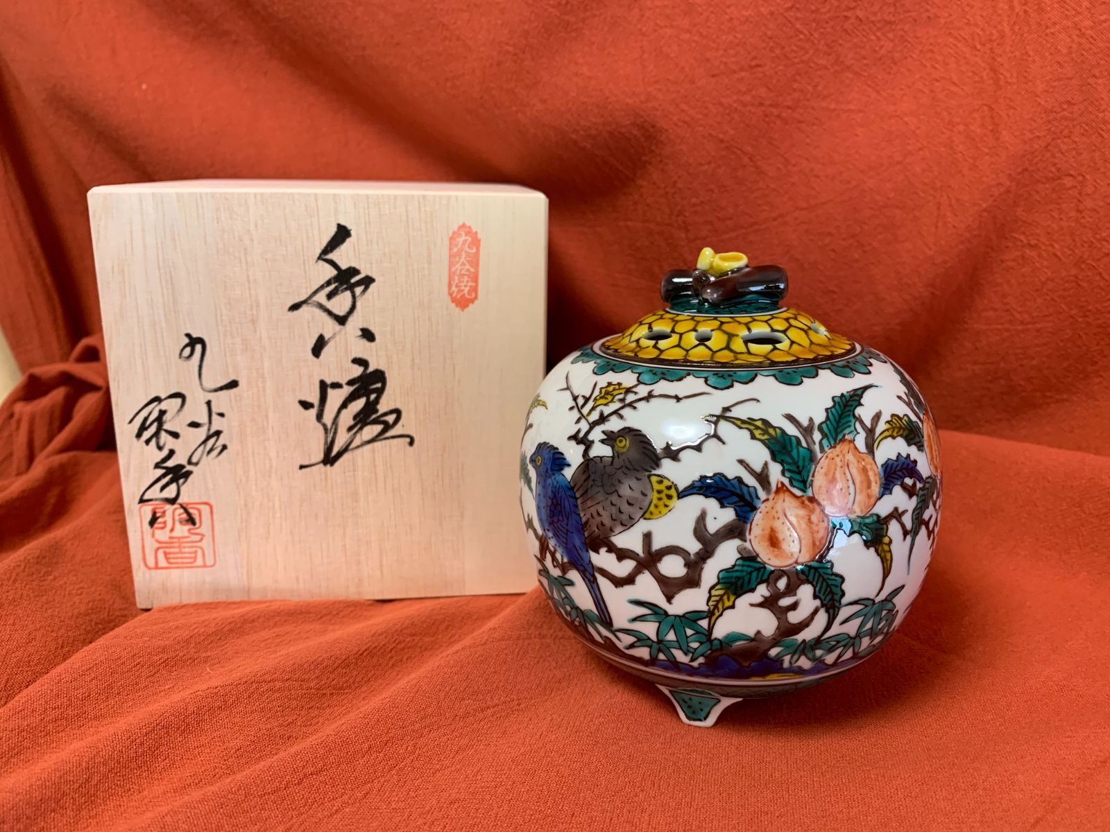 103 九谷焼　香炉　花鳥の絵柄 103 九谷焼 香炉 花鳥の絵柄 103 九谷焼 香炉 花鳥の絵柄 103 九谷焼