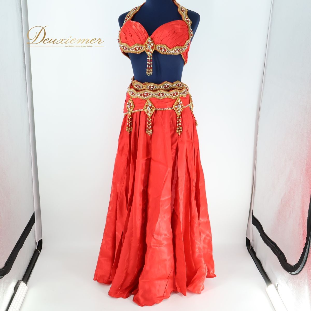 エジプト製 ベリーダンス用 オリエンタル衣装】レッド Hoda Zaki