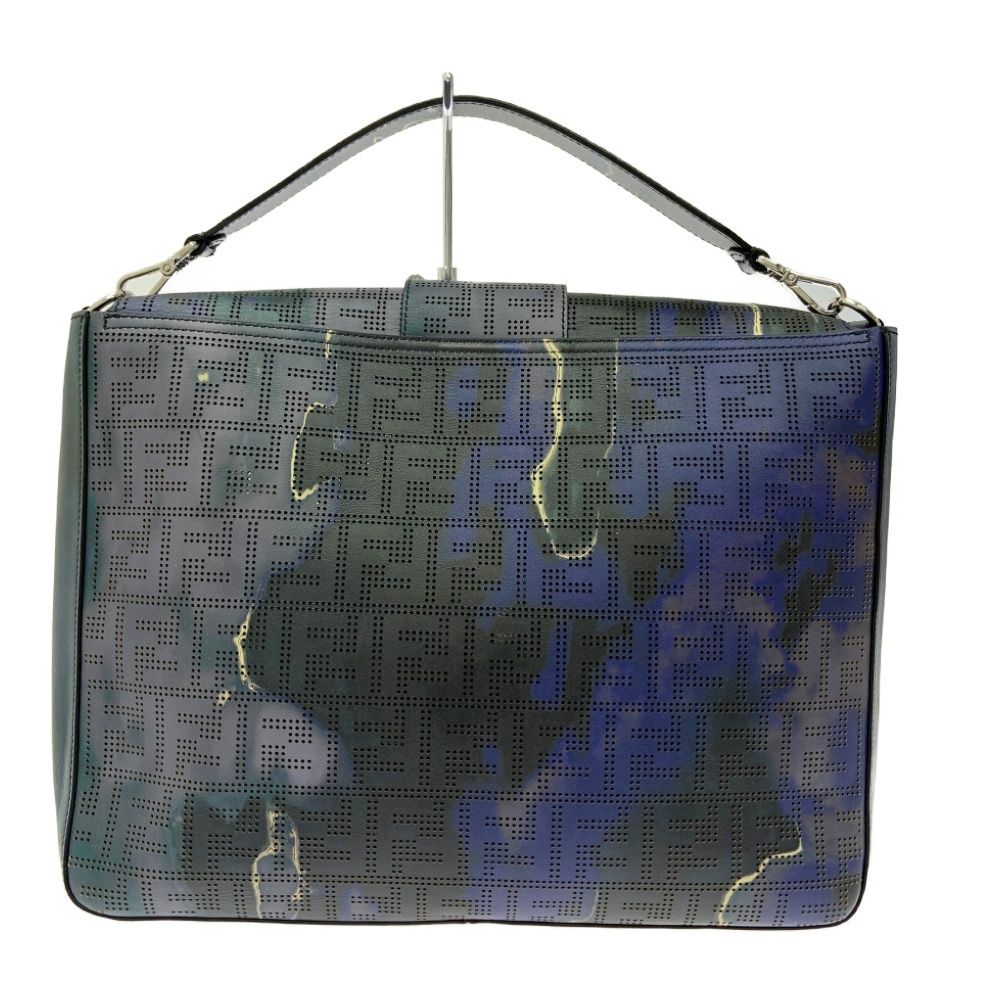 【未使用】フェンディバケット ナイロン メッセンジャーバッグ 7VA536 青 中古】FENDI フェンディ 7VA536 AHUQ 228・0189 ズッカ レザー