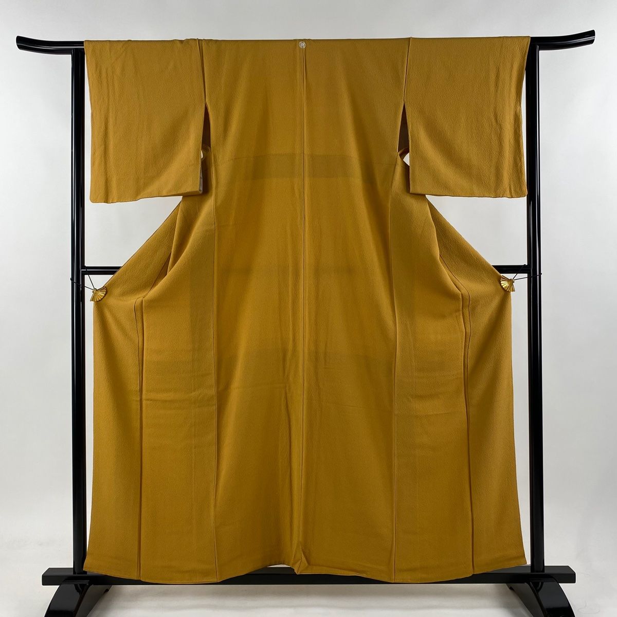 色無地 身丈158.5cm 裄丈64cm M 袷 花井幸子 落款 山吹色 正絹 名品 一つ紋