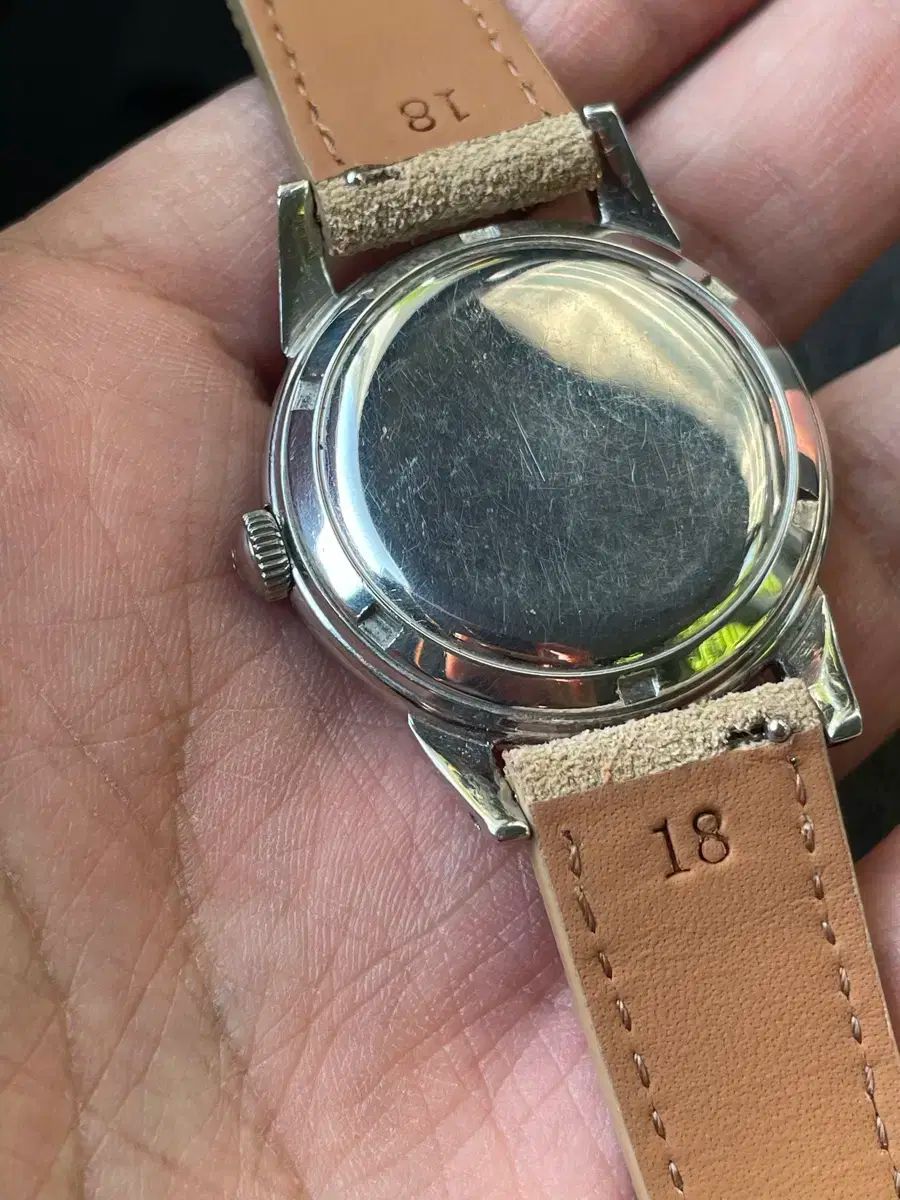 激レア ガチャ王 ギミック付き ウルトラマン対ゴモラ ジオラマカプセル