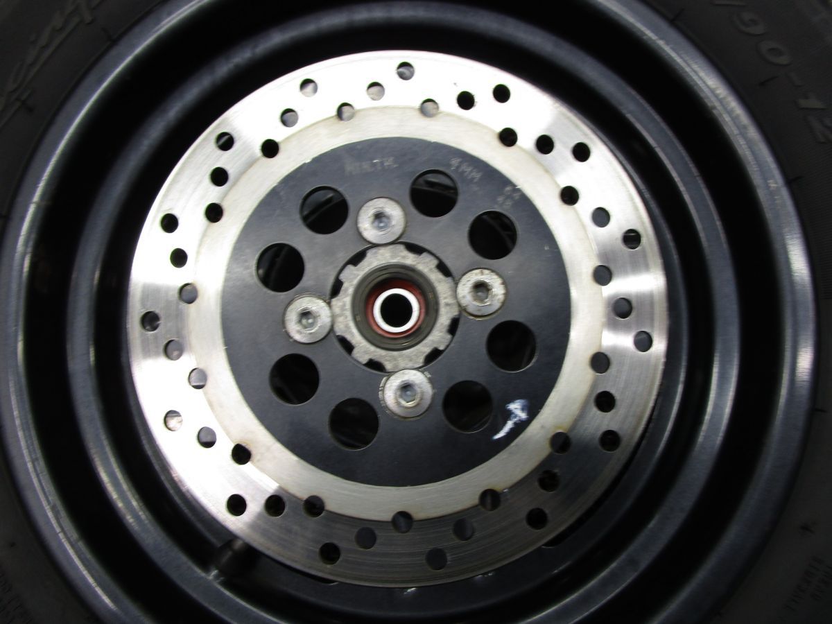 KSR110 フロントホイール