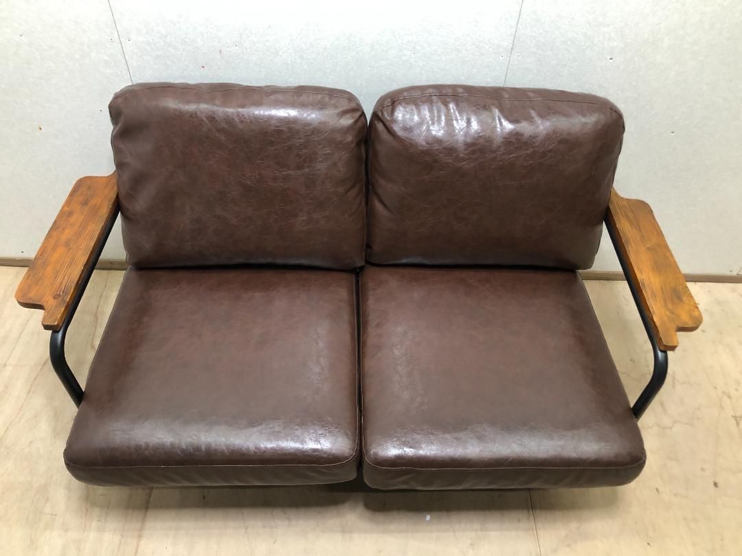 ソフトレザー　鉄脚　2人掛け　ソファ　肘付き　75050-1-010 ソフトレザー 鉄脚 2人掛け ソファ 肘付き 75050-1-010