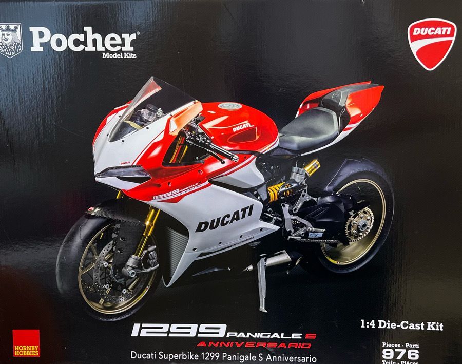 ポケール 1/4 ドゥカティ 1299 パニガーレ Pocher Ducati 1299 未組立品 - メルカリ