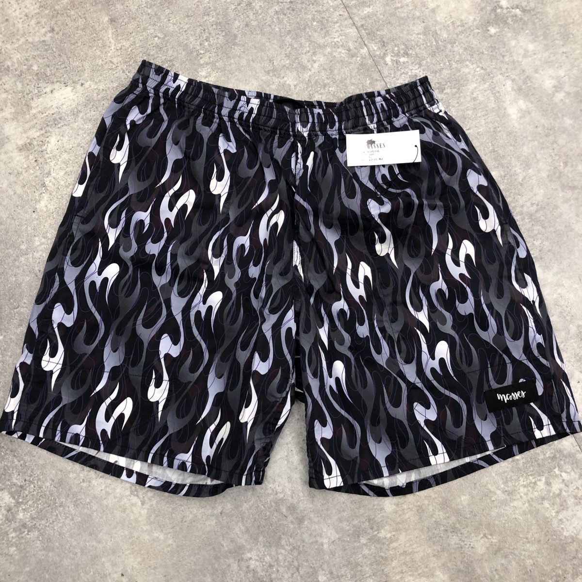 最高 MASSES SHORTS Lサイズ FIREマシス ショートパンツ - mahaayush.in