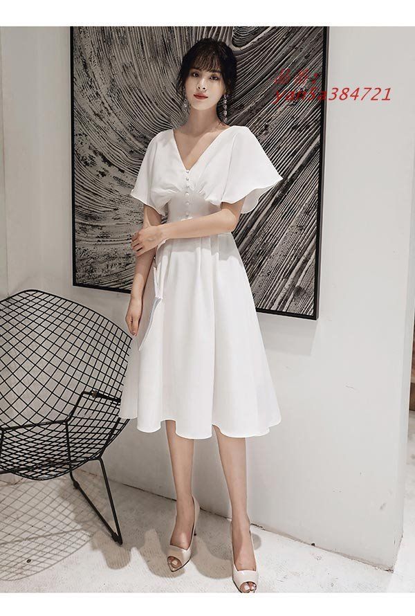 ドレス ショート丈 ひざ丈ドレス 演奏会 ピアノ 発表会 ファスナー スエード 白 袖あり Vネック Aライン ホワイト 背中開き 半袖付き yan5a384721