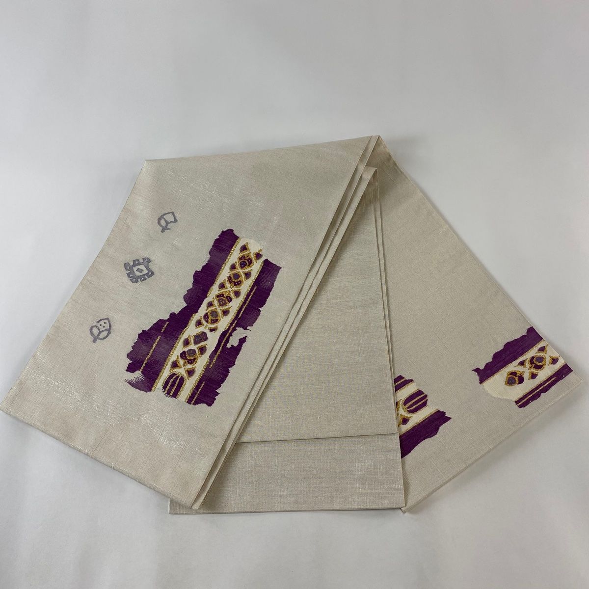 美品　袋帯　お太鼓柄　作家　正絹　濃い紫系 袋帯 美品 名品 帝王紫 草花 幾何学 金糸 箔 灰白 お太鼓柄 正絹