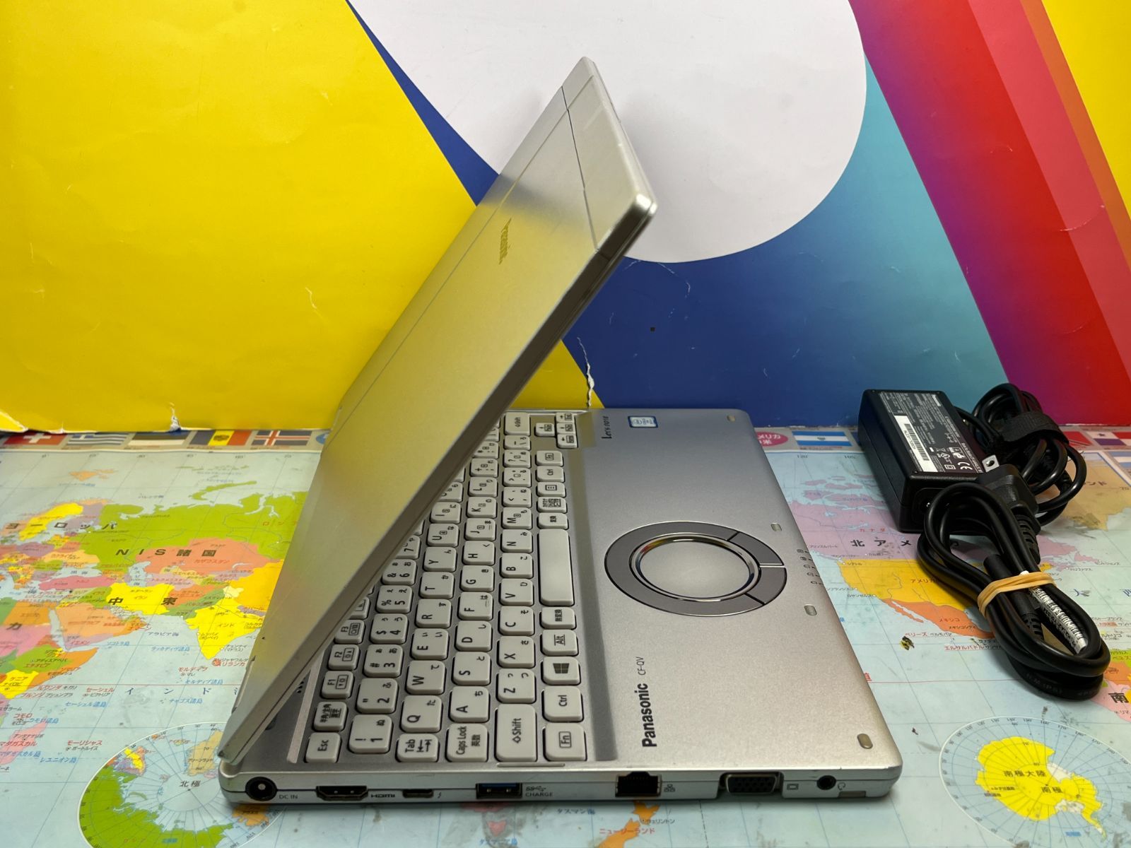 レッツノート LTE CF-QV8 12型 タッチパネル Office2024 レッツノート LTE CF-QV8 12型 タッチパネル Office2024 qv8_ro.jpg